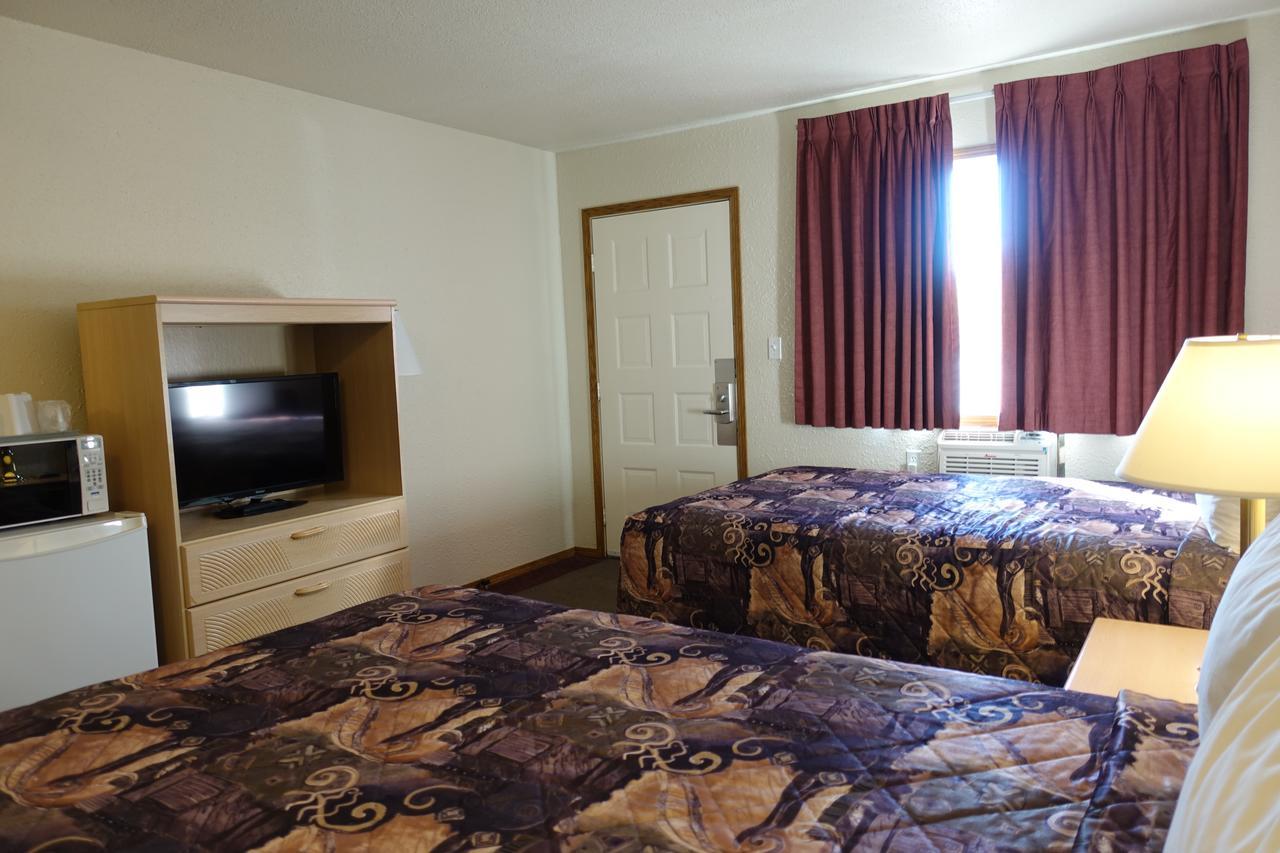 Armada Inn Motel Unity エクステリア 写真